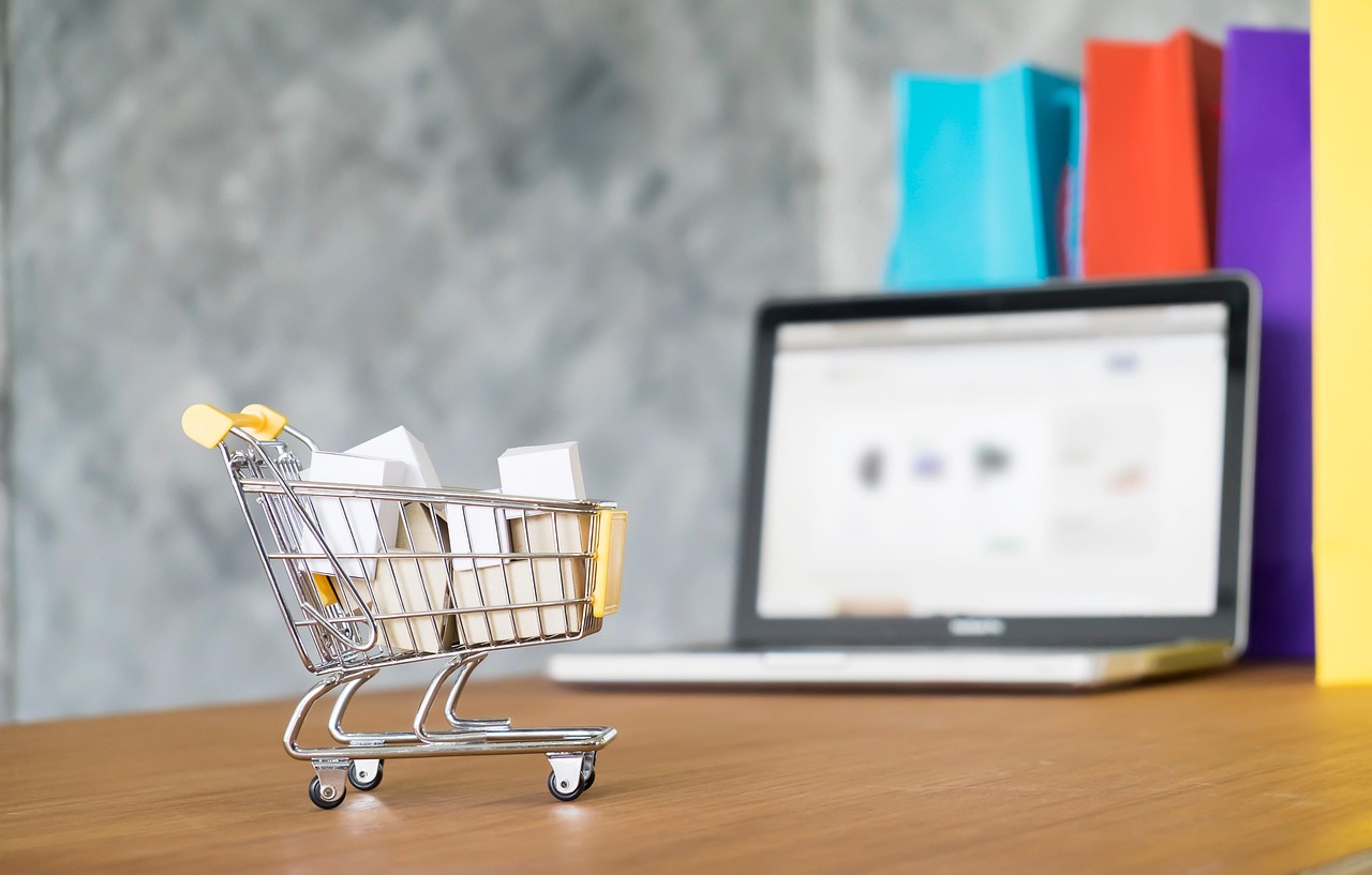 Affiliate Alchemy: Turning Niche Content Into Revenue