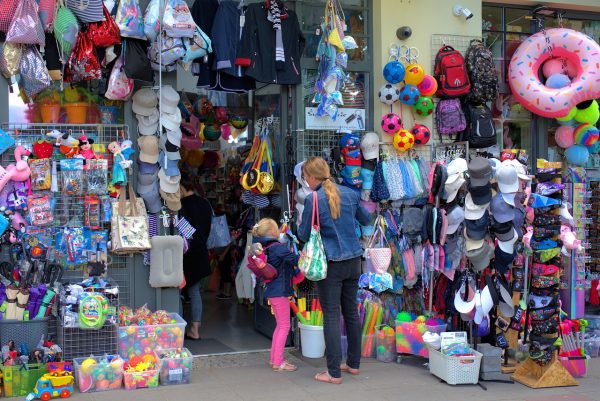 Beyond Buy Buttons: Evolving Your E-Commerce Arsenal